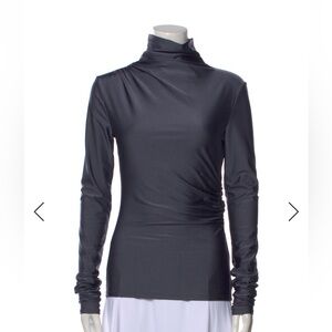 The Andamane Long Sleeve Women's Top